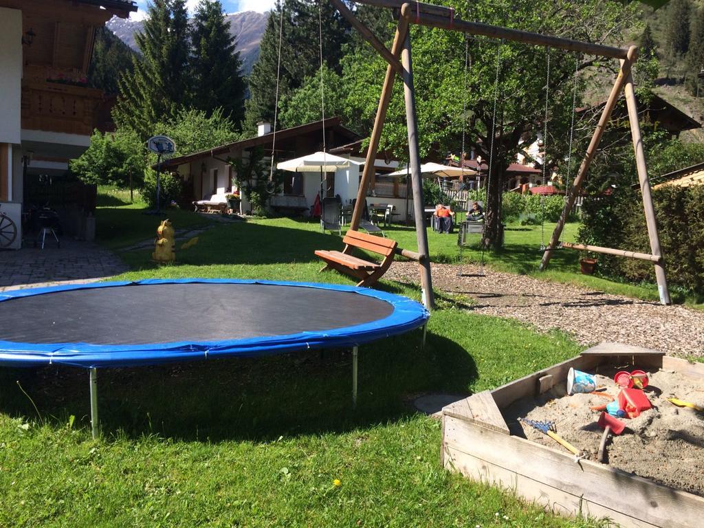 Appartamento Sterzingerhof Neustift im Stubaital Esterno foto